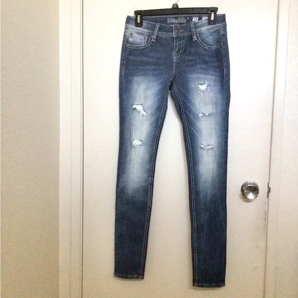 Miss Me Distressed Skinny Jeans - Picture 1 of 3